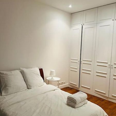 Au Pied De La Tour Eiffel Apartment Paris Exterior photo